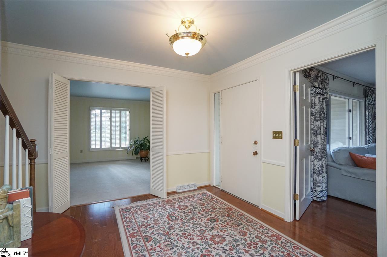 221 Silver Creek Road Greer, SC 29650 - Photo 4 of 36 Gallery Image 4