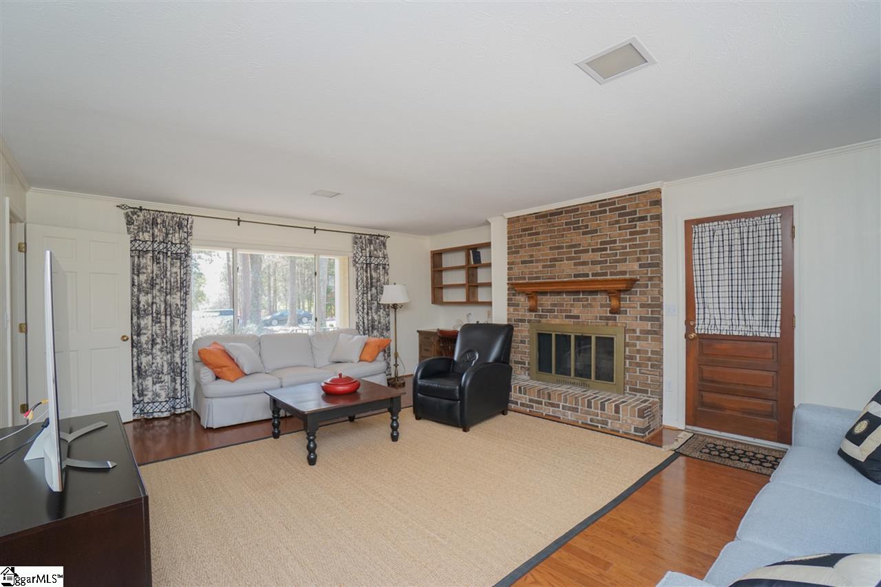 221 Silver Creek Road Greer, SC 29650 - Photo 10 of 36 Gallery Image 10