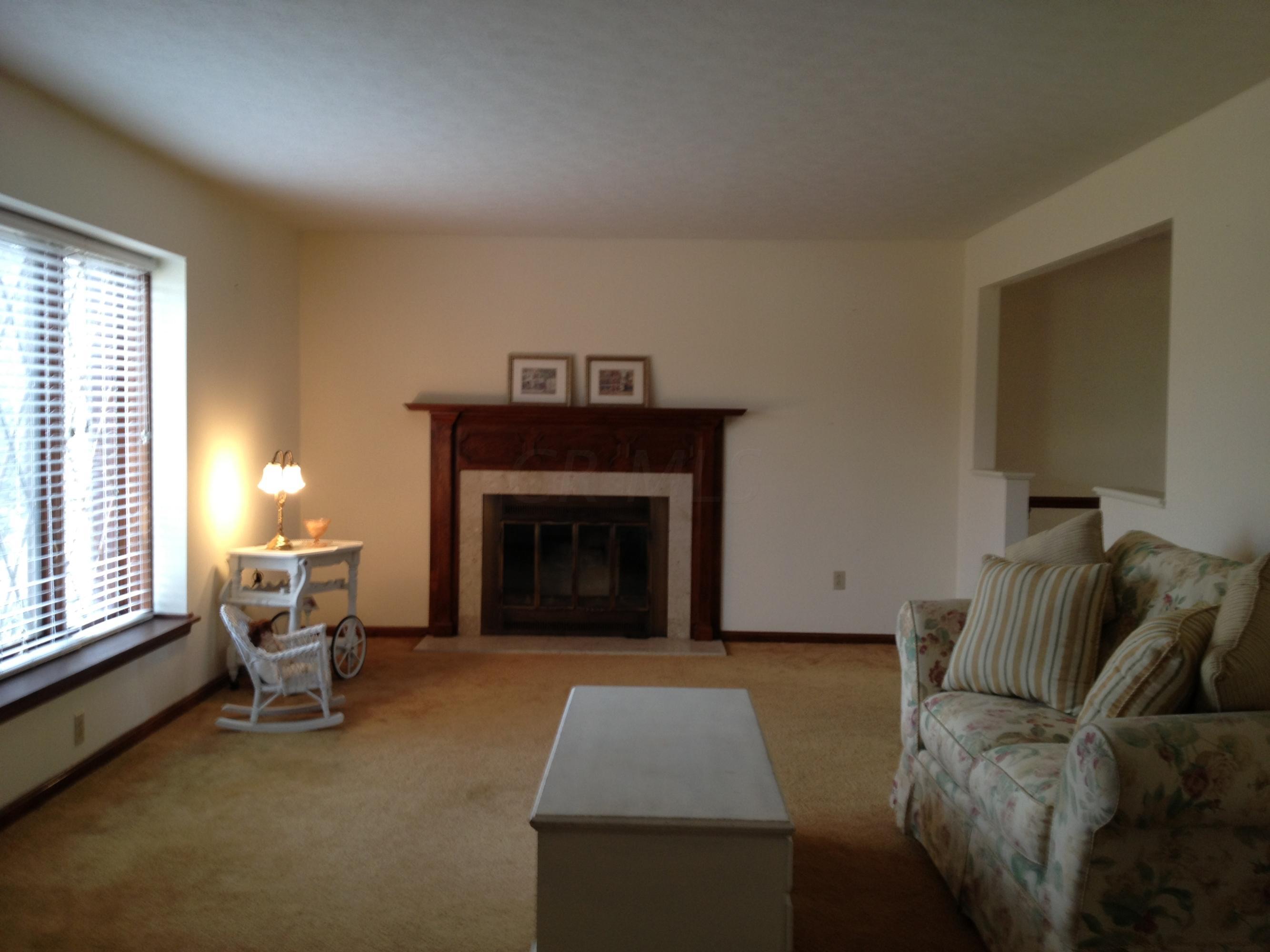 425 North Old State Road Delaware, OH 43015 - Photo 3 of 26