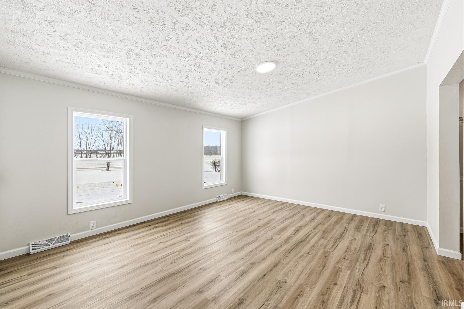 535 North Fail Road La Porte, IN 46350 - Photo 16 of 35