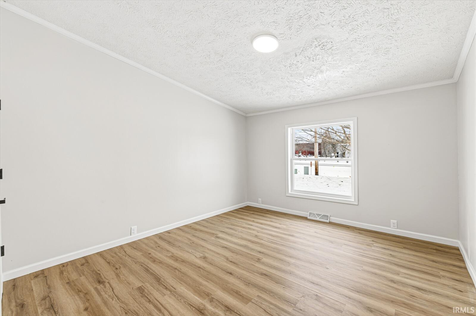 535 North Fail Road La Porte, IN 46350 - Photo 24 of 35