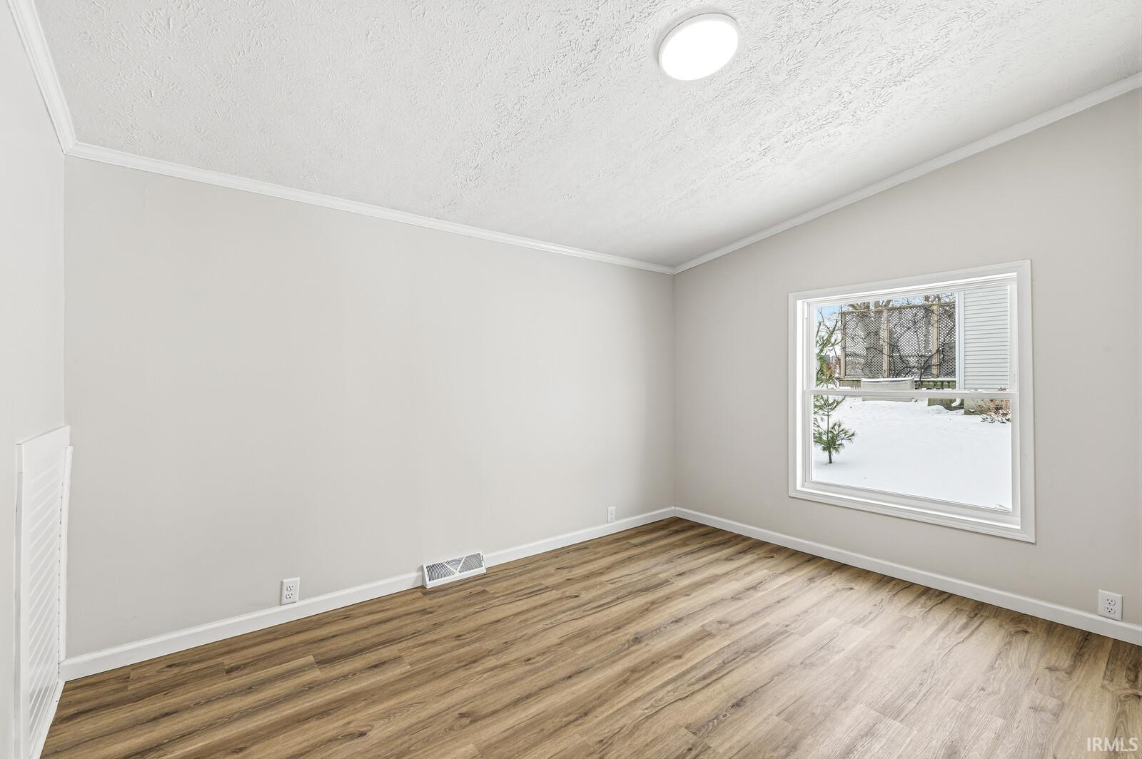 535 North Fail Road La Porte, IN 46350 - Photo 26 of 35