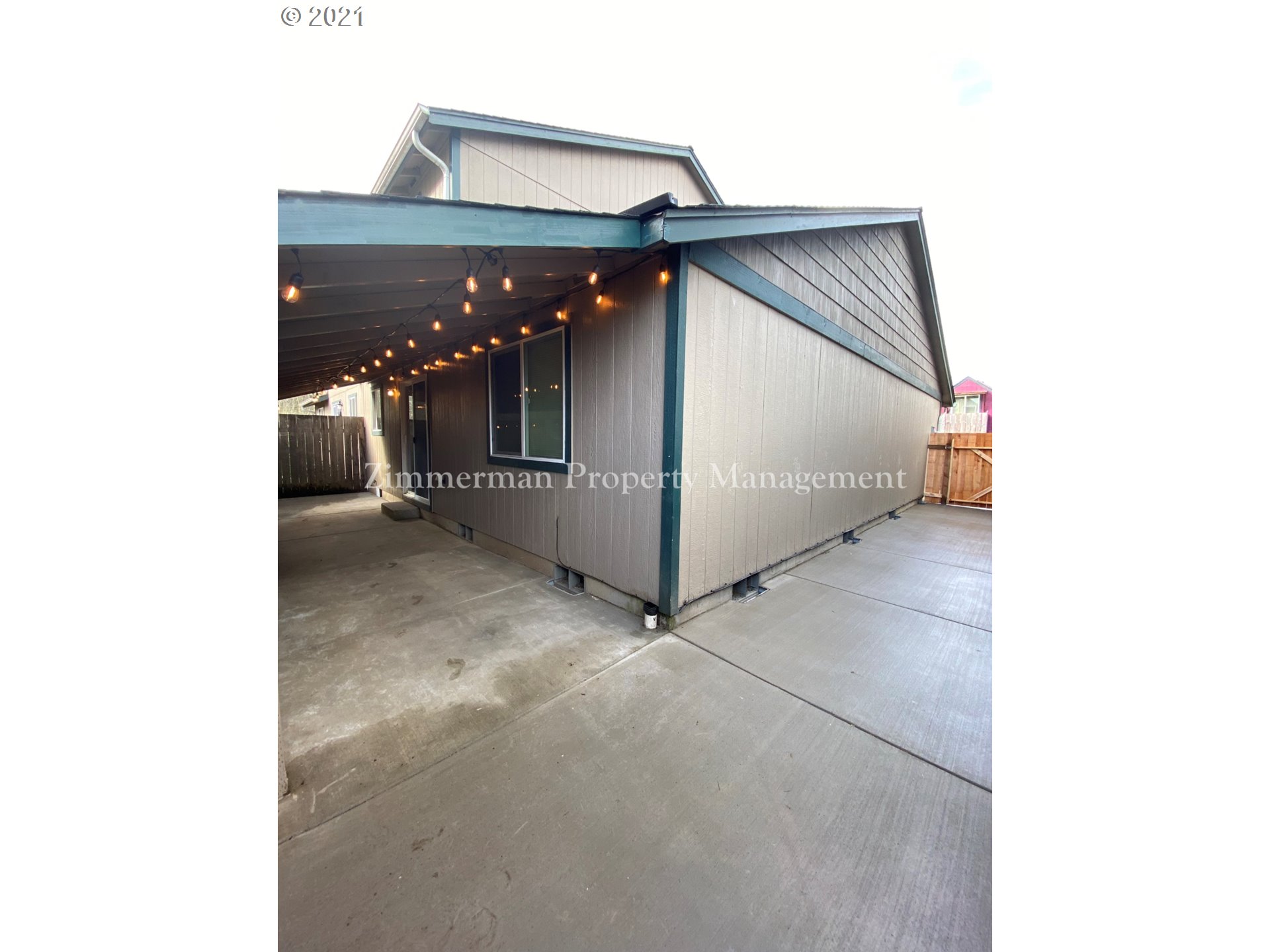 6447 Main Street Springfield, OR 97478 - Photo 11 of 12