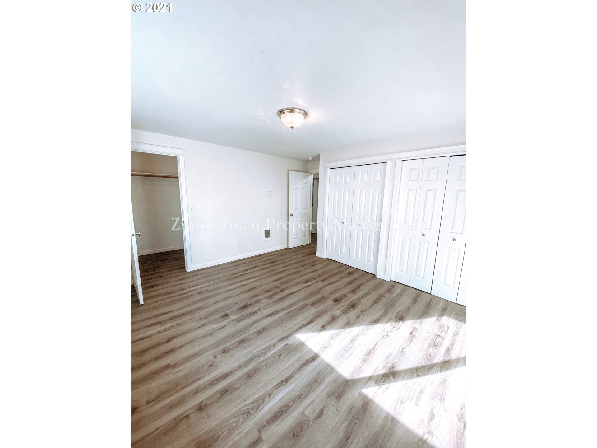 6447 Main Street Springfield, OR 97478 - Photo 5 of 12