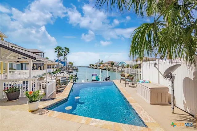 $1,325,000 | 104 Bay Harbor Drive, Aransas Pass, TX 78336