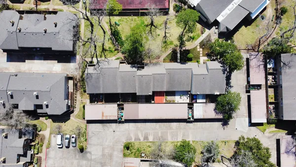 $1,600 | 12823 Briarwest Circle, Houston, TX 77077