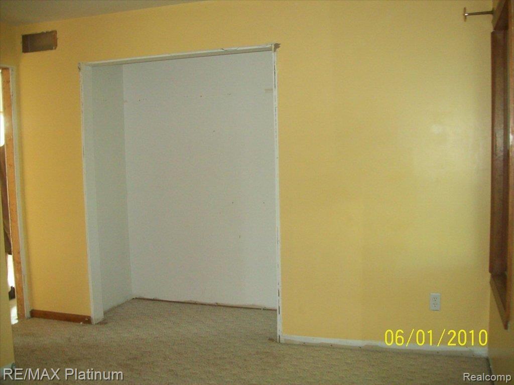 3321 North Burkhart Road Howell, MI 48855 - Photo 6 of 20 BED 2