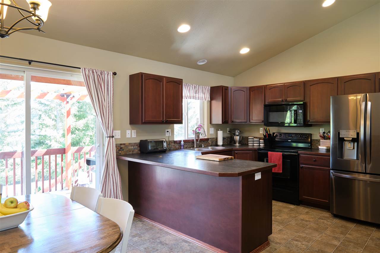 4105 South Bates Road Spokane Valley, WA 99206 - Photo 8 of 36 Gallery Image 8