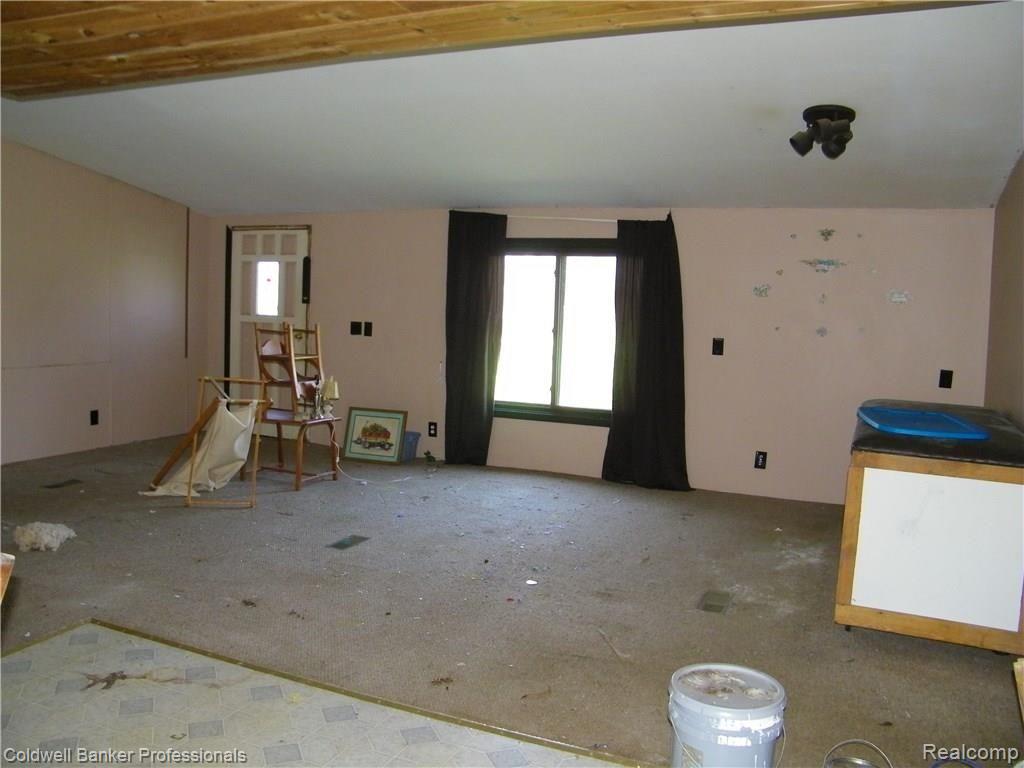 5194 Jones Road North Branch, MI 48461 - Photo 14 of 17