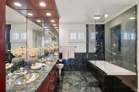 $1,595,000 | 175 Upper Via Casitas, Unit 26, Greenbrae, CA 94904