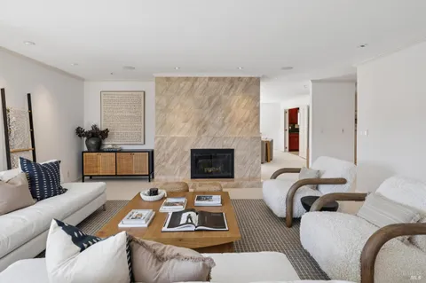 $1,595,000 | 175 Upper Via Casitas, Unit 26, Greenbrae, CA 94904