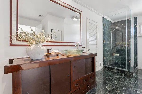 $1,595,000 | 175 Upper Via Casitas, Unit 26, Greenbrae, CA 94904