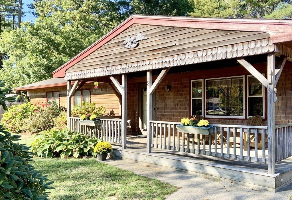 2 Uncatena Road Wareham, MA 02576 - Photo 4 of 30