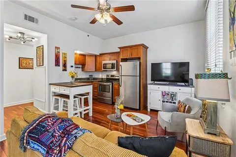 $219,000 | 1224 St Charles Avenue, Unit 200, New Orleans, LA 70130