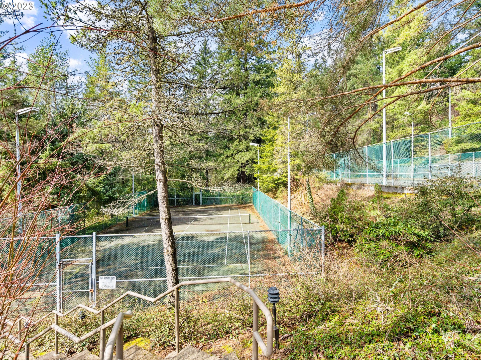 7602 Southwest Barnes Road, Unit A Portland, OR 97225 - Photo 21 of 24 Gallery Image 21