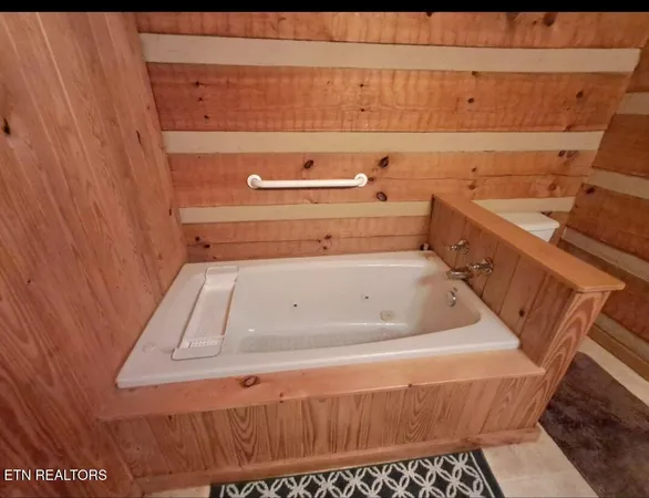 $450,000 | 2741-2743 Cosby Highway, Cosby, TN 37722