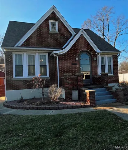 $190,000 | 803 North Sparta Street, Steeleville, IL 62288