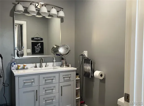 $190,000 | 803 North Sparta Street, Steeleville, IL 62288