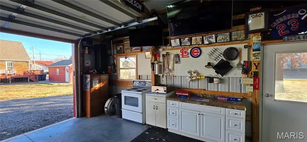 $190,000 | 803 North Sparta Street, Steeleville, IL 62288