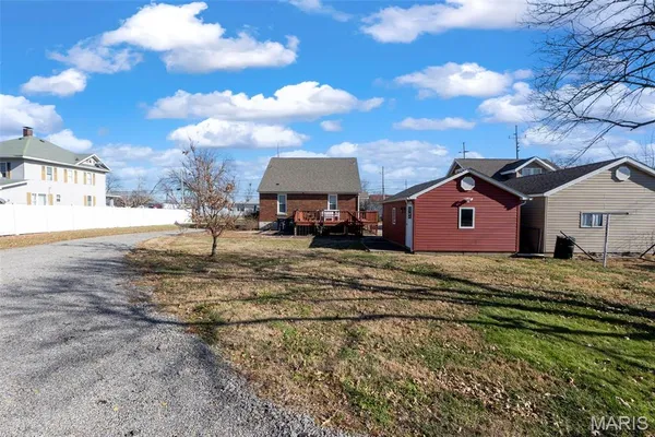 $190,000 | 803 North Sparta Street, Steeleville, IL 62288
