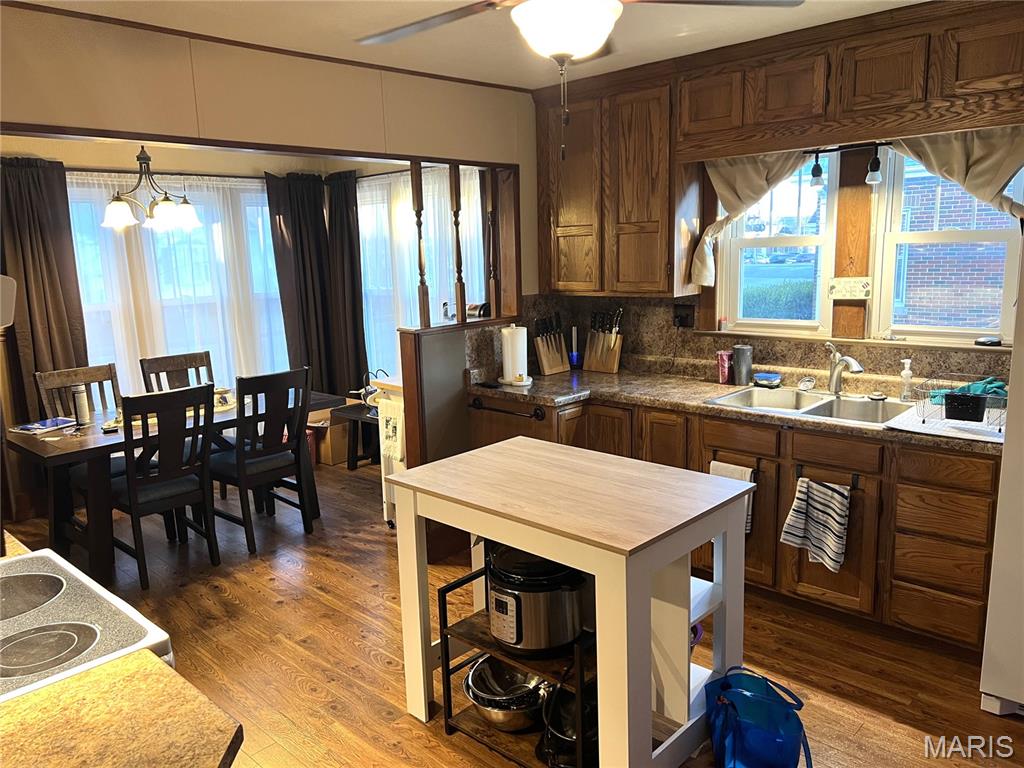 803 North Sparta Street Steeleville, IL 62288 - Photo 5 of 47