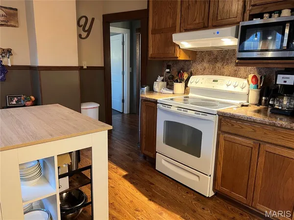 $190,000 | 803 North Sparta Street, Steeleville, IL 62288