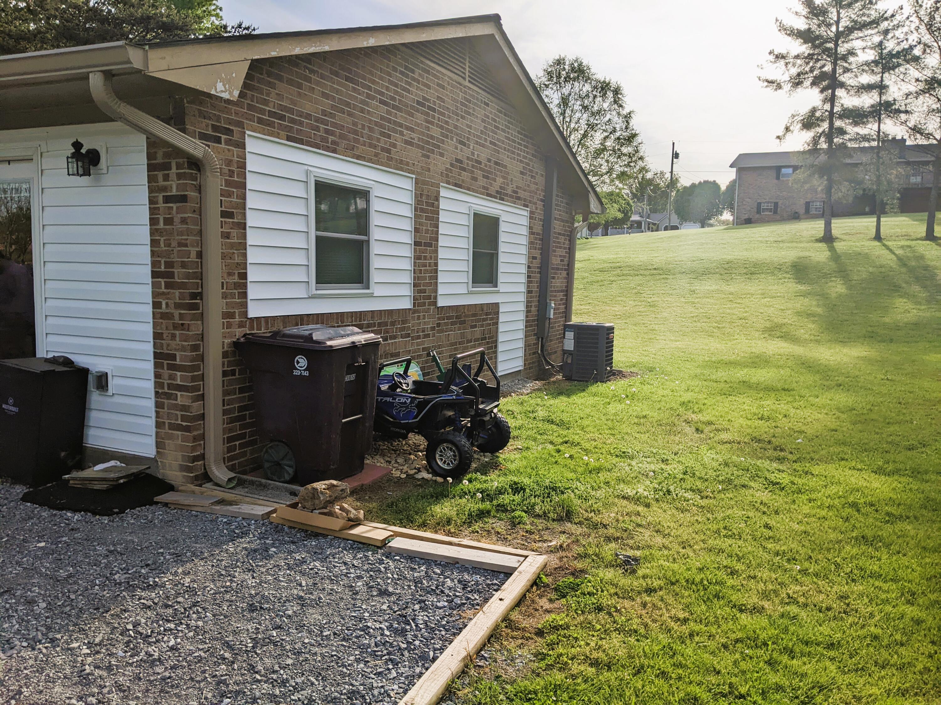 1088 Wykle Road Greeneville, TN 37743 - Photo 10 of 22 PXL_20220428_222038689.MP