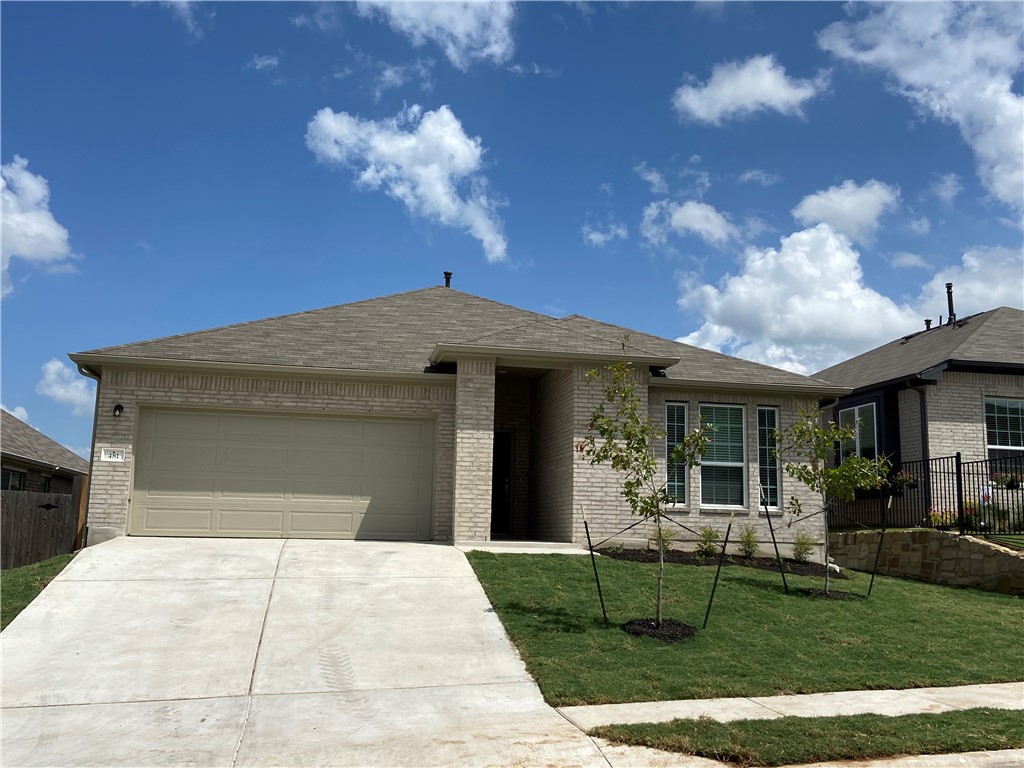481 Leadtree Loop Buda, TX 78610 - Photo 2 of 26