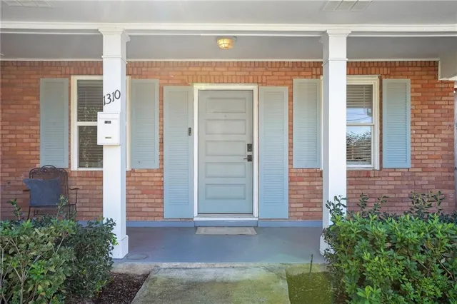 $325,000 | 1310 Filmore Avenue, New Orleans, LA 70122