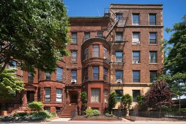 $6,000 | 7 Bay State Road, Unit 2C, Boston, MA 02215