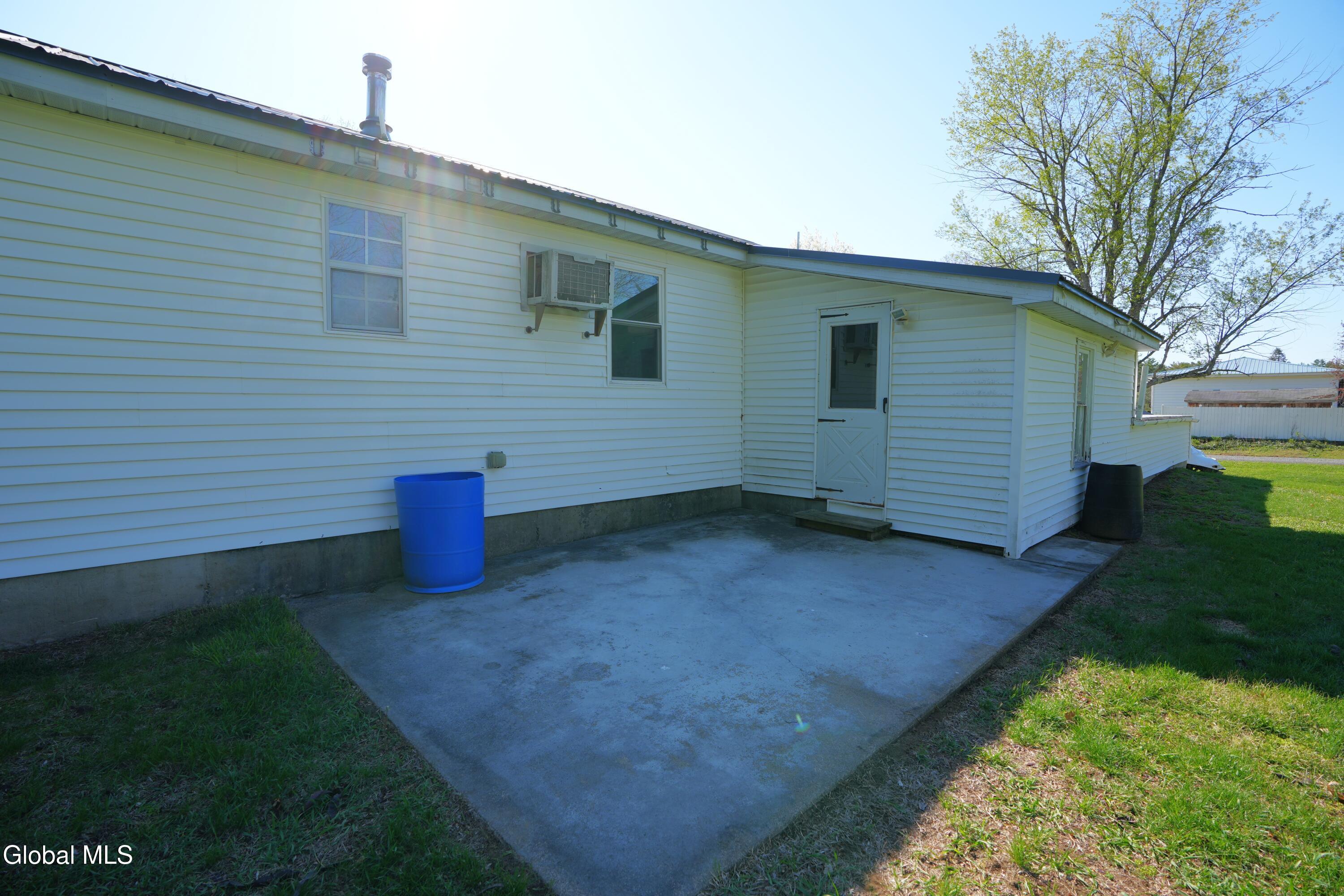 301 Bemis Road Gloversville, NY 12078 - Photo 24 of 26 4