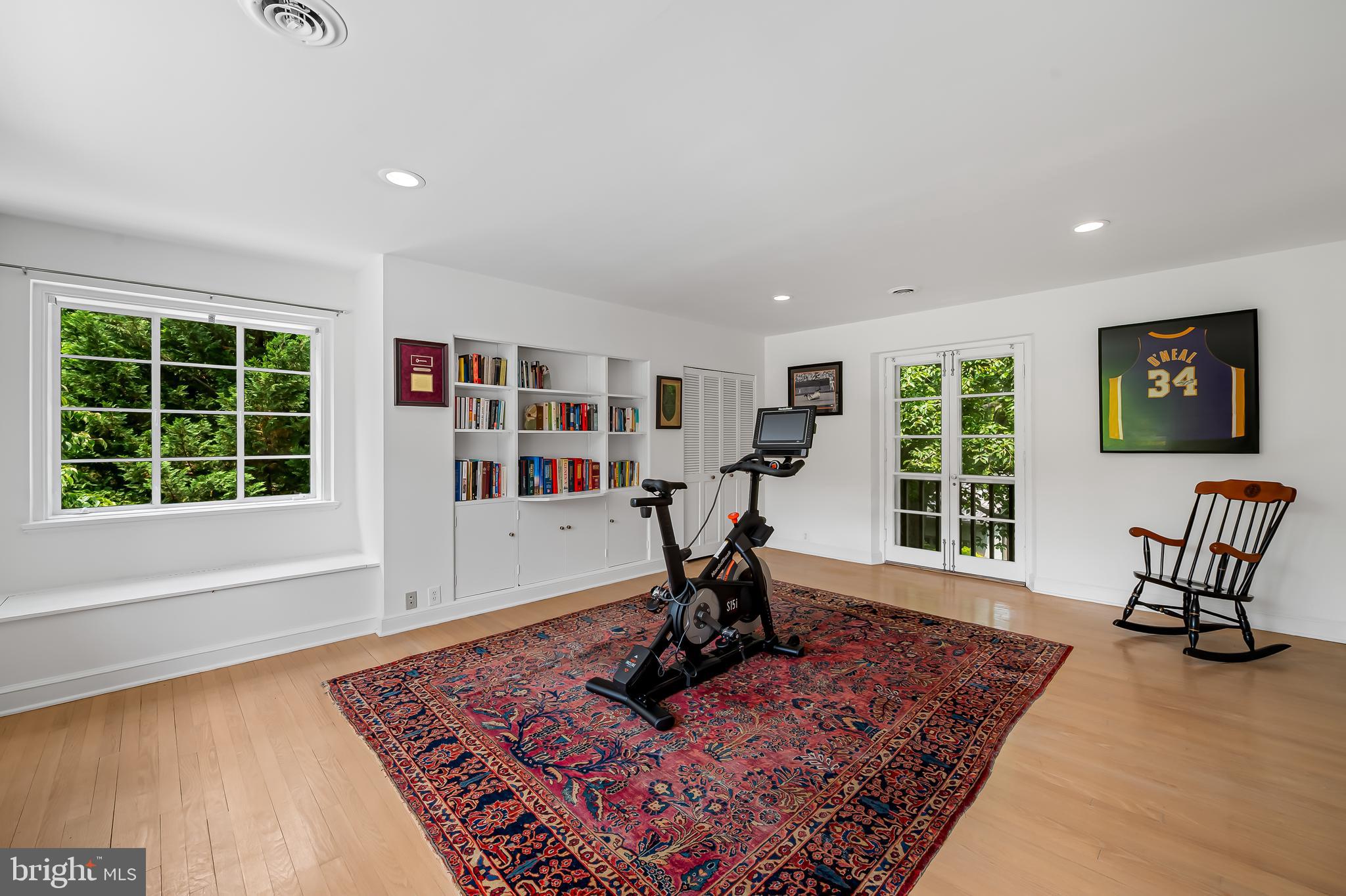 6 Meadow Road Baltimore, MD 21212 - Photo 40 of 53 a living room with furniture rug and window
