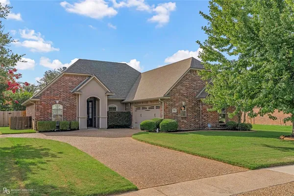 $319,900 | 516 Brompton Lane, Bossier City, LA 71111