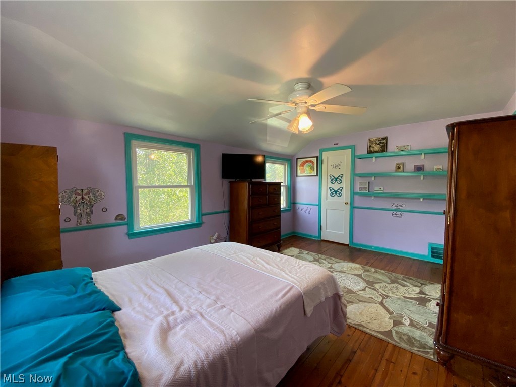 1596 Biltmore Road Cleveland, OH 44124 - Photo 11 of 23 Gallery Image 11