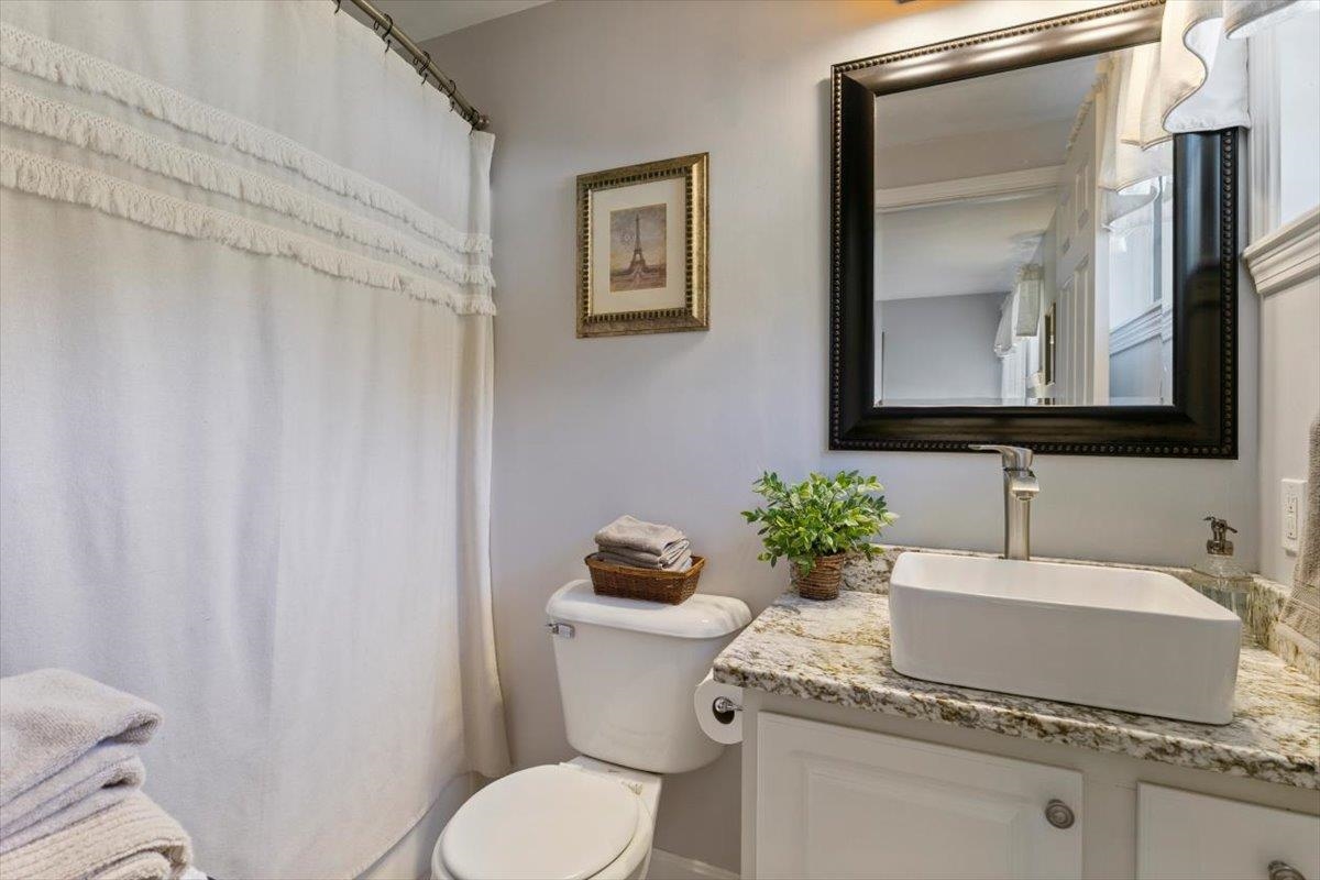 18 Snug Harbor Lane Atkinson, NH 03811 - Photo 25 of 44