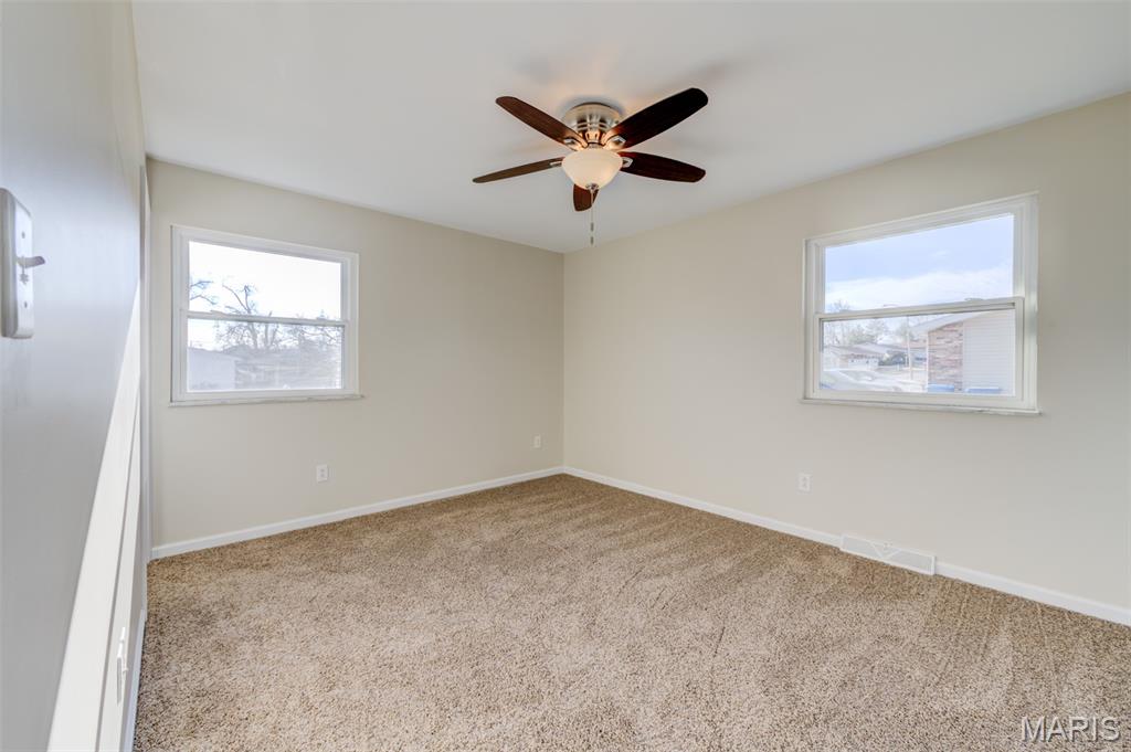 7057 Howdershell Road Hazelwood, MO 63031 - Photo 18 of 34 Gallery Image 18