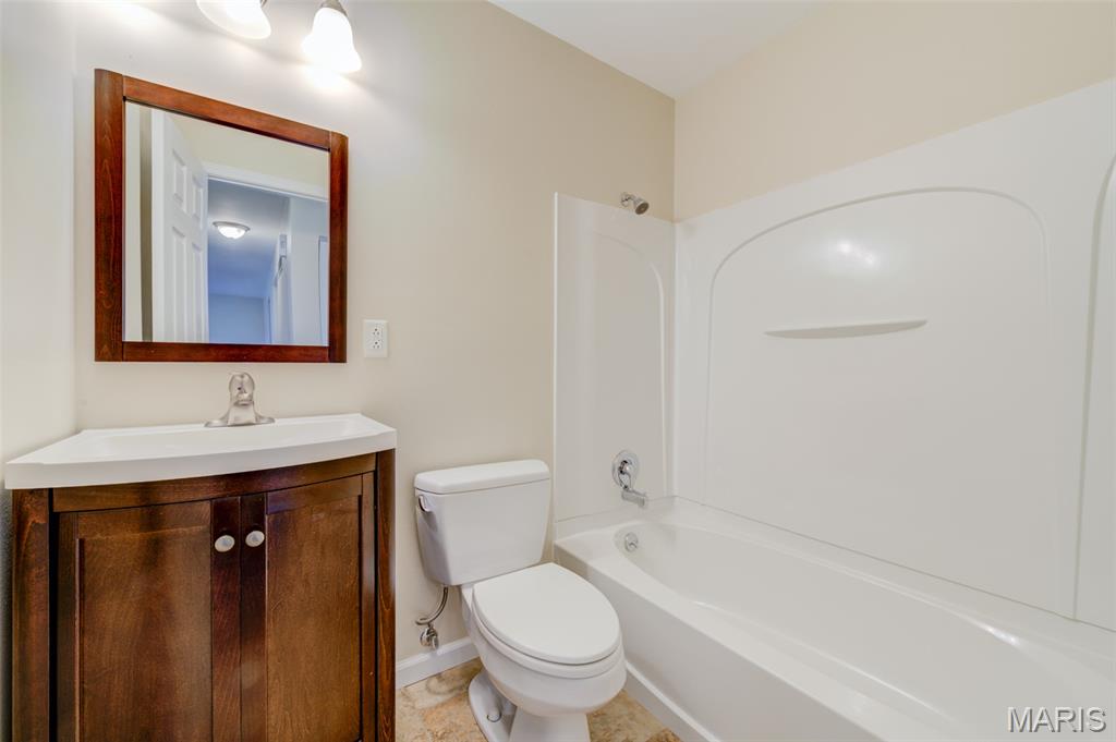 7057 Howdershell Road Hazelwood, MO 63031 - Photo 23 of 34 Gallery Image 23