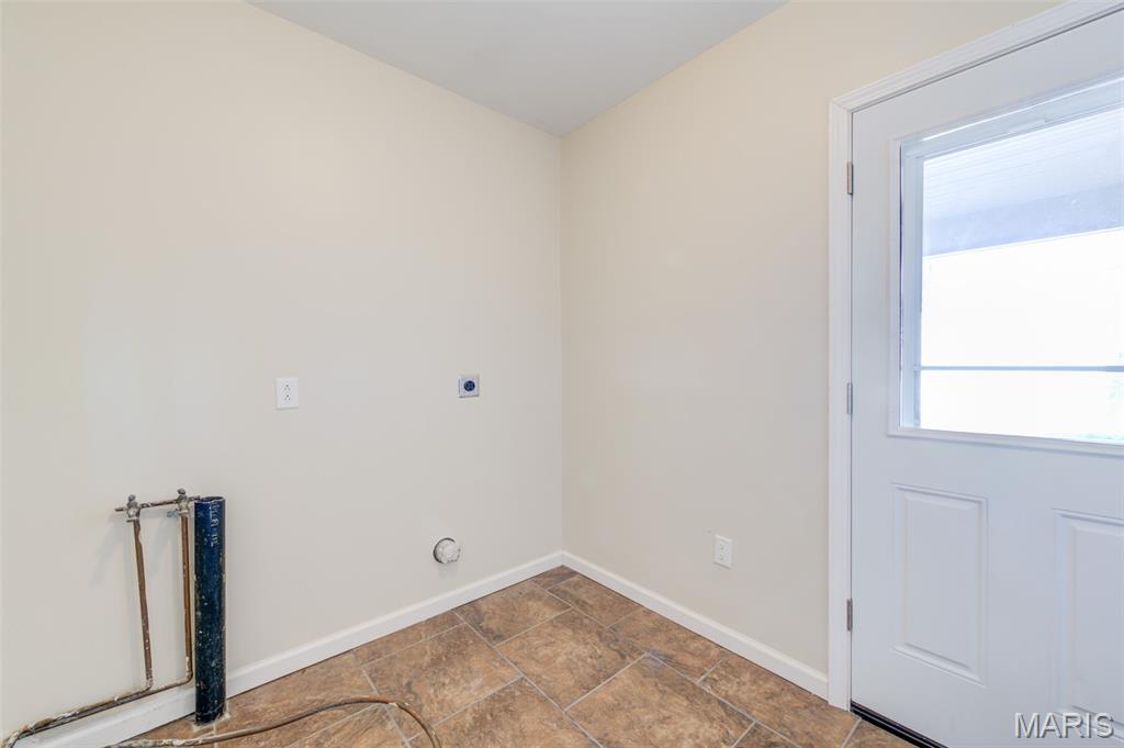 7057 Howdershell Road Hazelwood, MO 63031 - Photo 24 of 34 Gallery Image 24