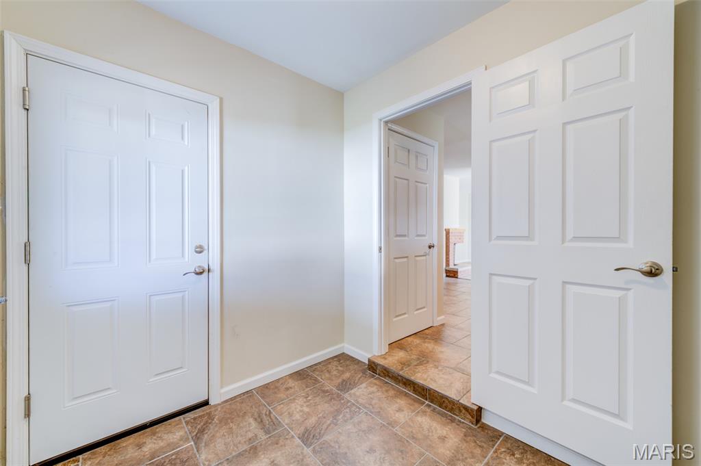 7057 Howdershell Road Hazelwood, MO 63031 - Photo 26 of 34 Gallery Image 26