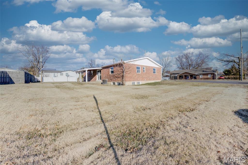 7057 Howdershell Road Hazelwood, MO 63031 - Photo 32 of 34 Gallery Image 32