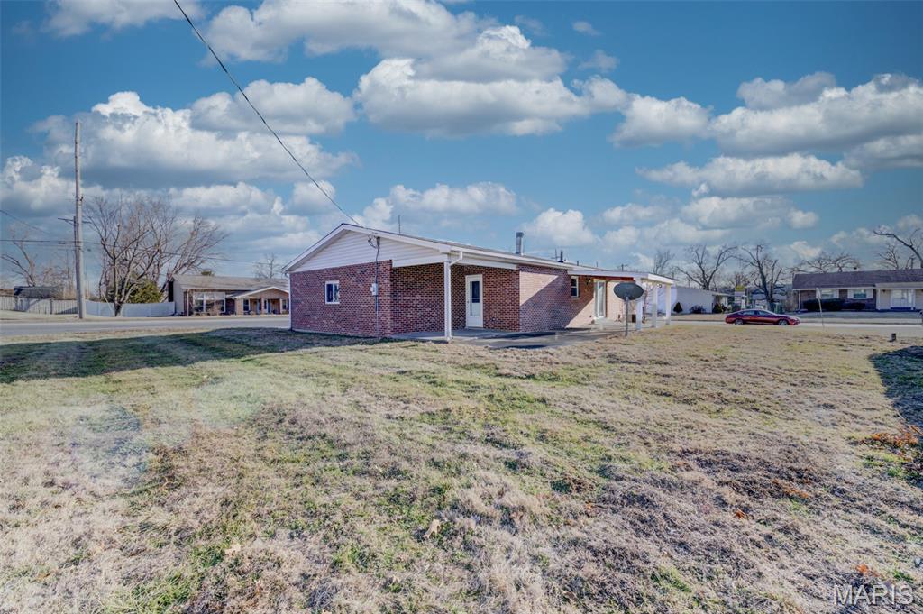 7057 Howdershell Road Hazelwood, MO 63031 - Photo 33 of 34 Gallery Image 33