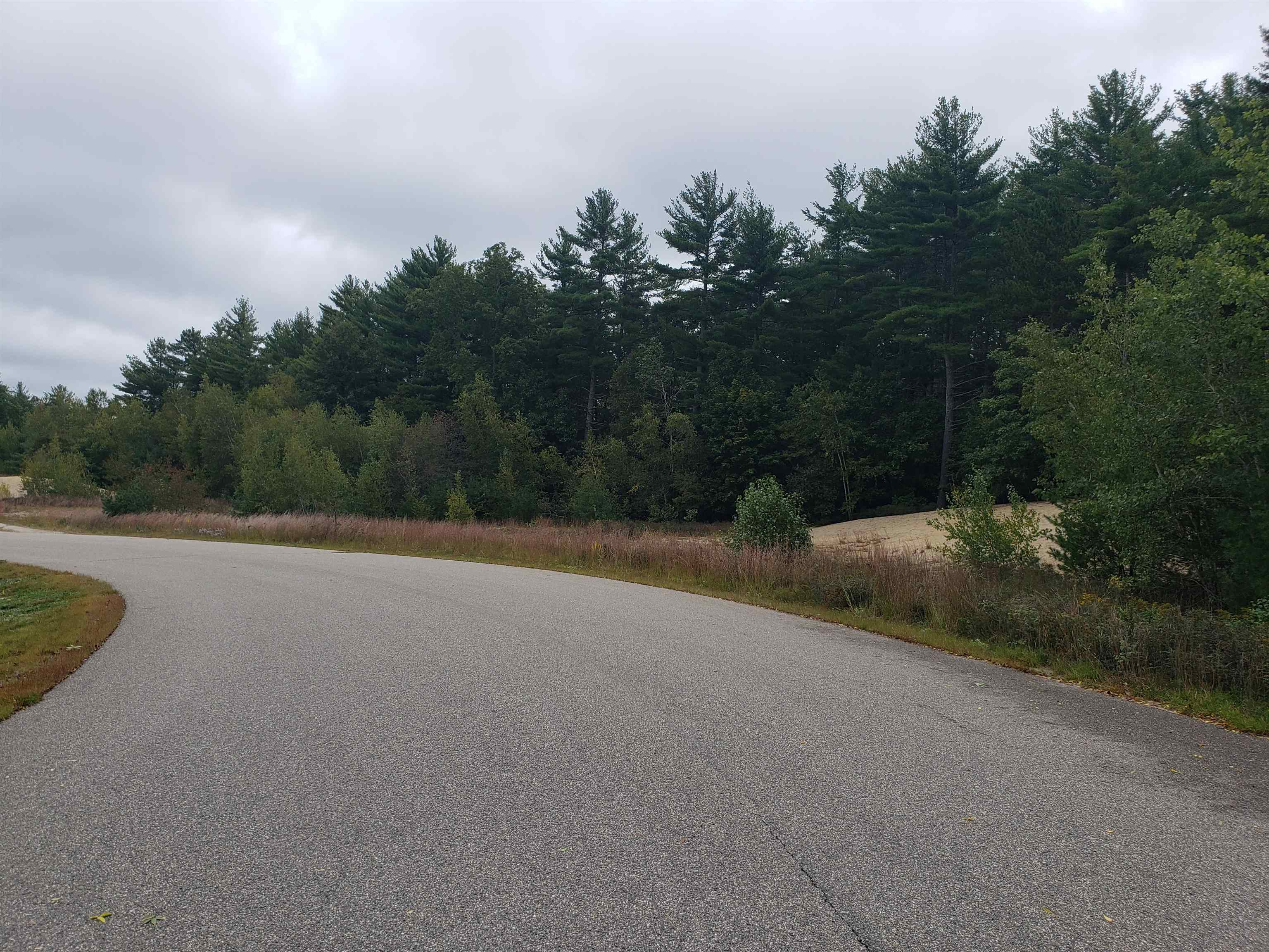 27 Crane Drive Rochester, NH 03867 - Photo 1 of 1