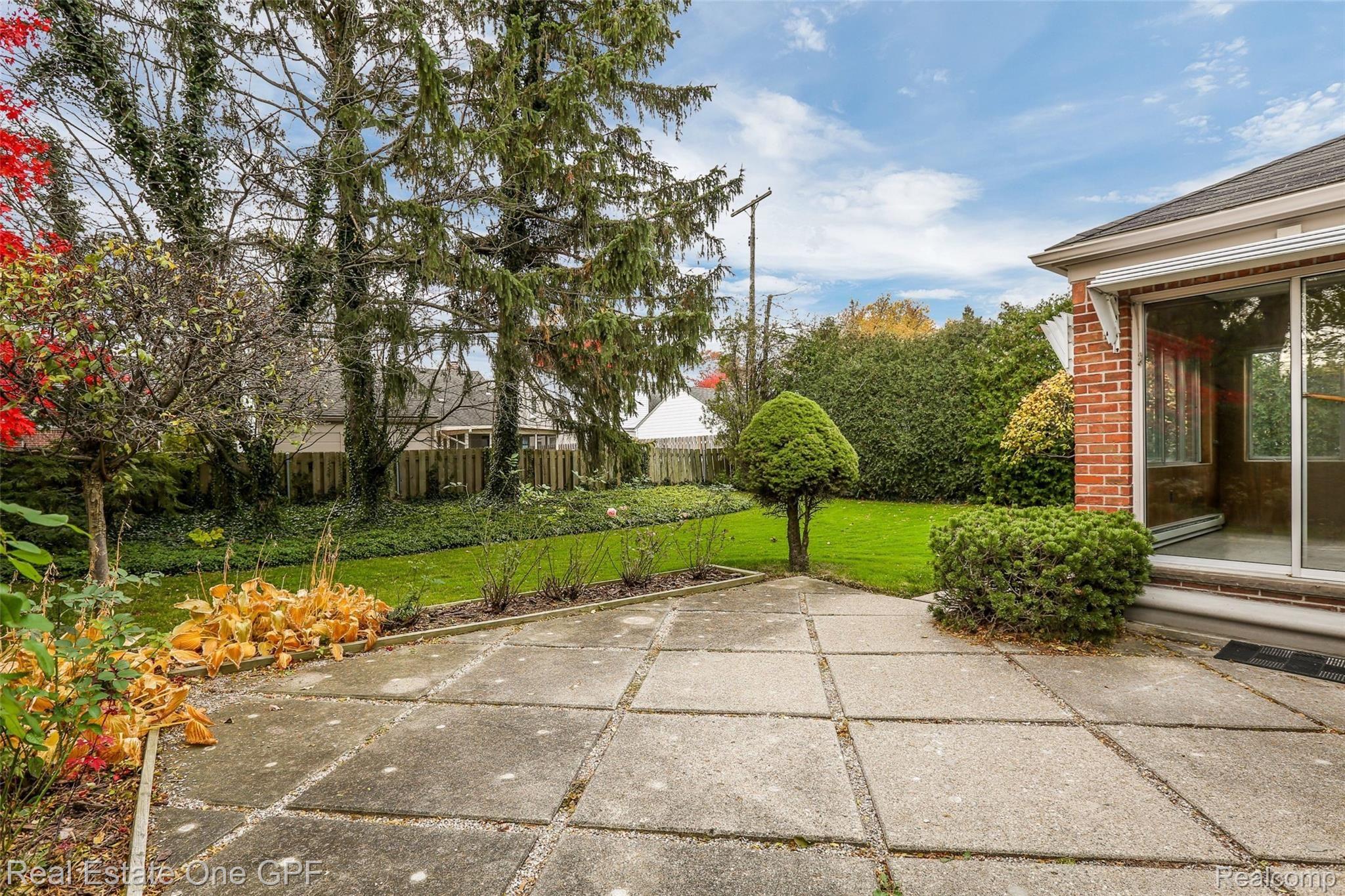 457 Lexington Road Grosse Pointe, MI 48236 - Photo 19 of 26 22-print-457 Lexington Road0021.JPG