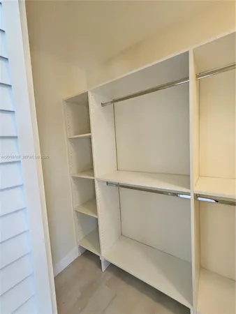 $6,000 | 834 Raymond Street, Miami Beach, FL 33141