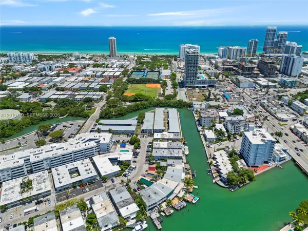 $6,000 | 834 Raymond Street, Miami Beach, FL 33141