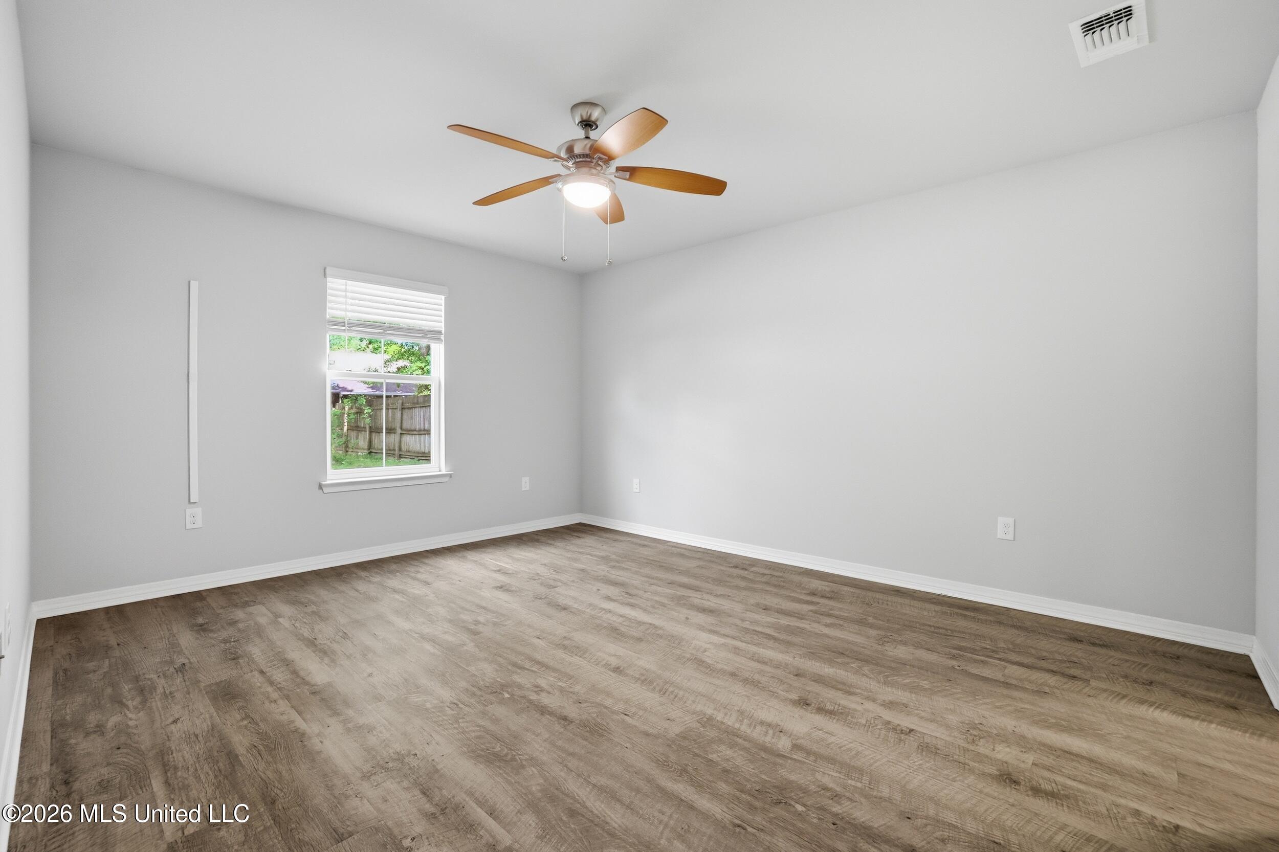 9826 Ala Moana Street Diamondhead, MS 39525 - Photo 18 of 44 17_r6__2173