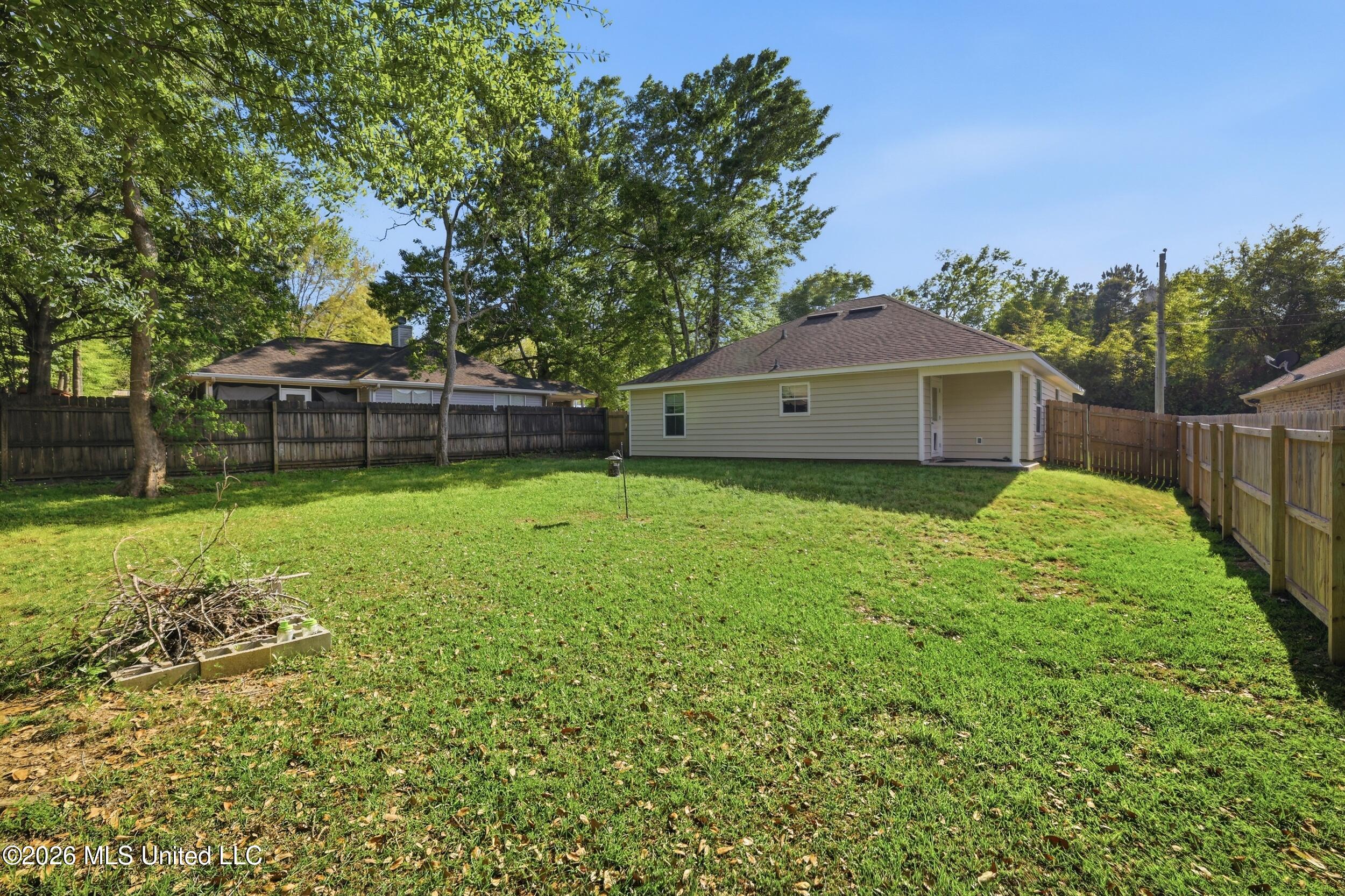 9826 Ala Moana Street Diamondhead, MS 39525 - Photo 40 of 44 42_r6__2258