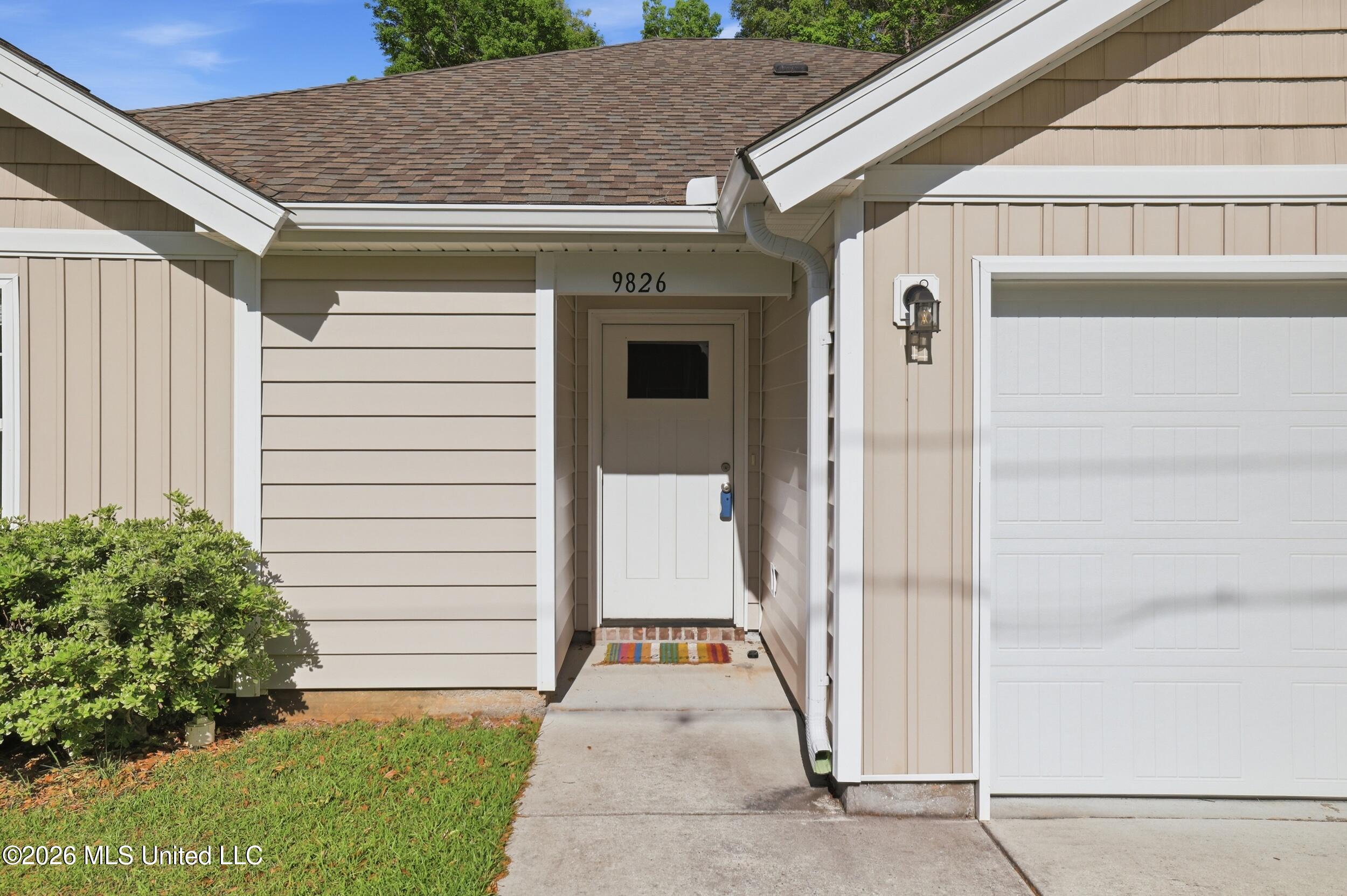 9826 Ala Moana Street Diamondhead, MS 39525 - Photo 5 of 44 5_r6__2315