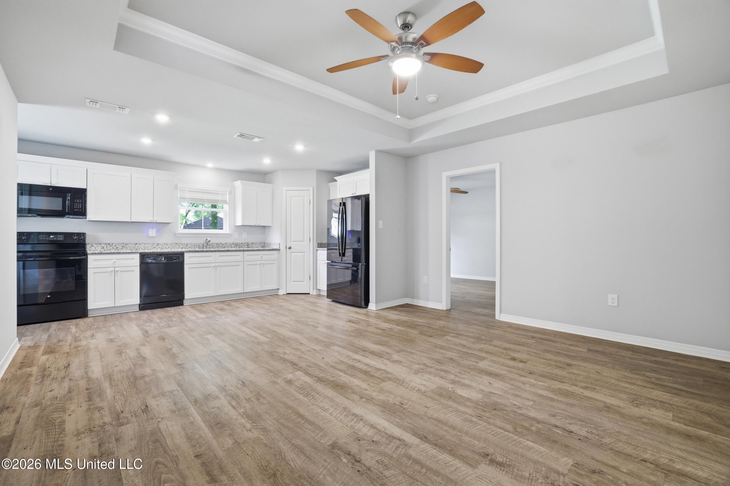 9826 Ala Moana Street Diamondhead, MS 39525 - Photo 8 of 44 8_r6__2138