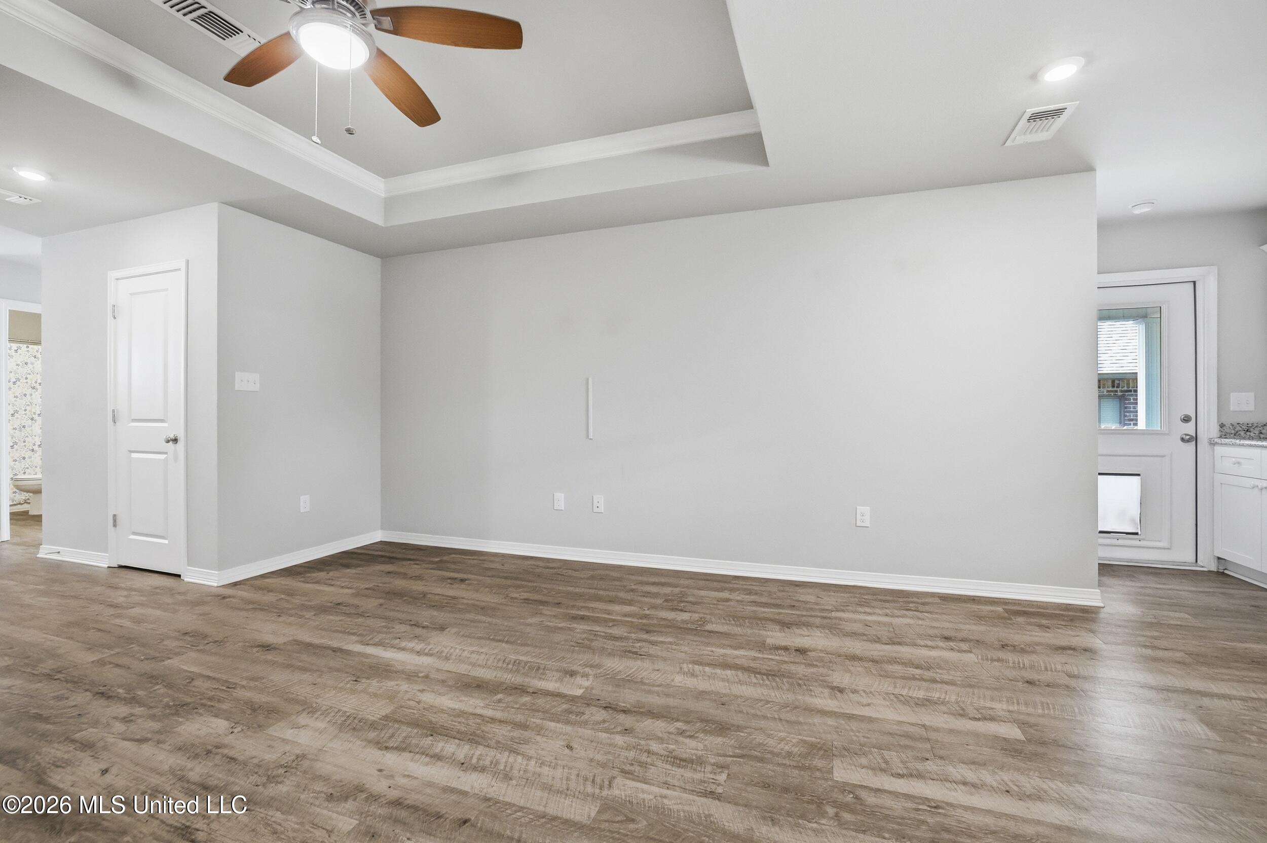 9826 Ala Moana Street Diamondhead, MS 39525 - Photo 10 of 44 10_r6__2148